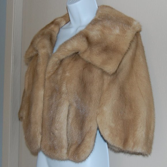 Vintage Roy H Bjorkman Blonde Mink Fur Cape - Picture 3 of 8